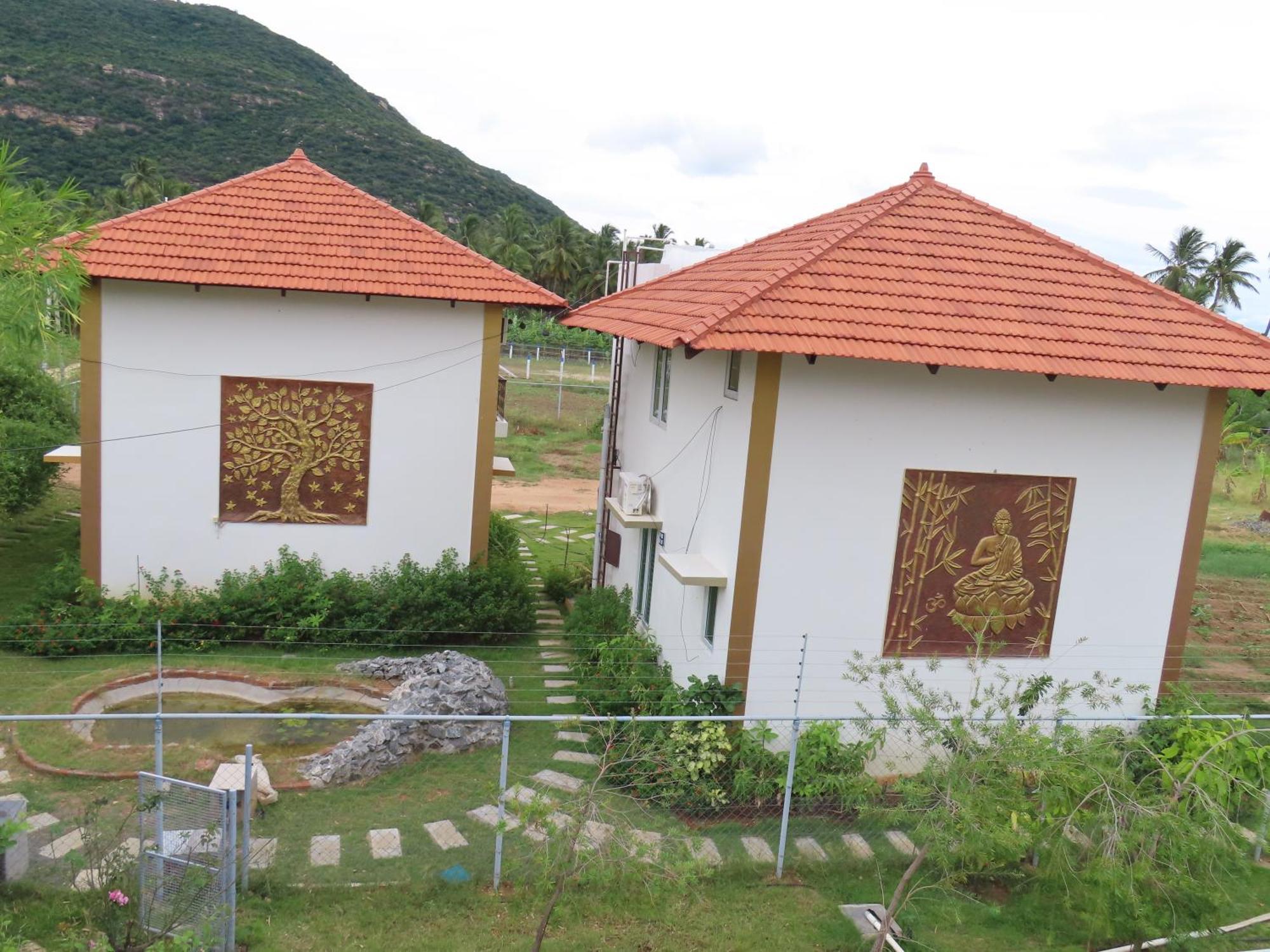 Hotel Misty Hills Retreat Coimbatore Esterno foto